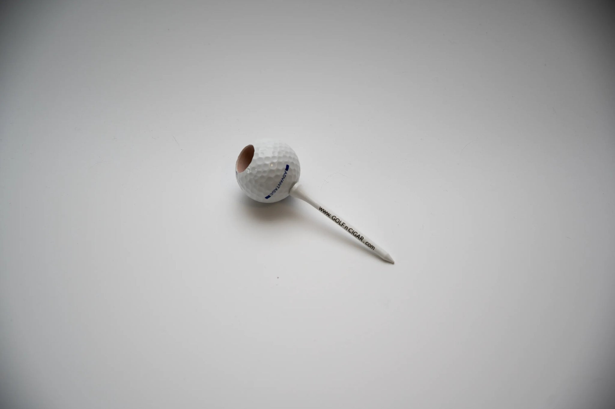 Suport pentru trabucuri de golf cu TEE 