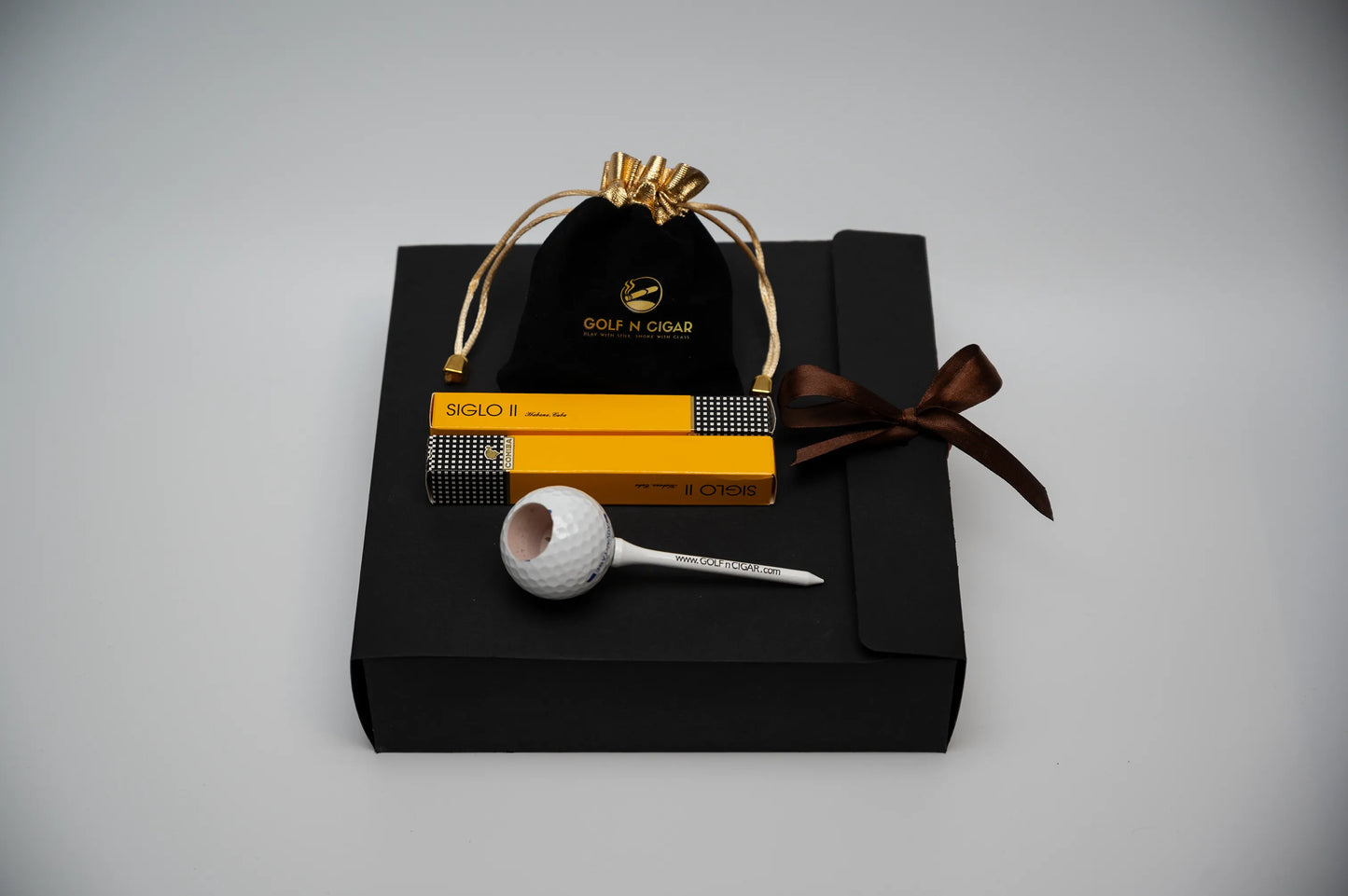 Cadou Golf - Suport de Trabuc și Cohiba
