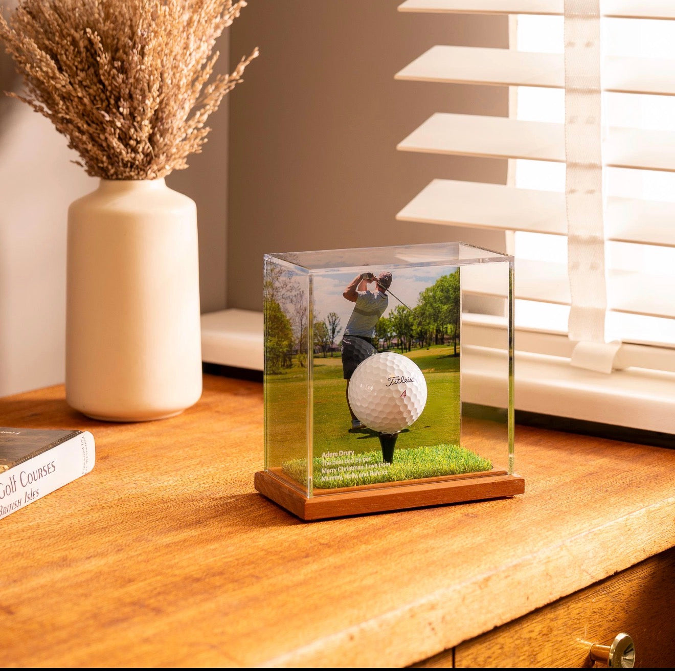 Cutie de prezentare premium pentru minge de golf – Hole in One și cadou pentru jucătorul de golf