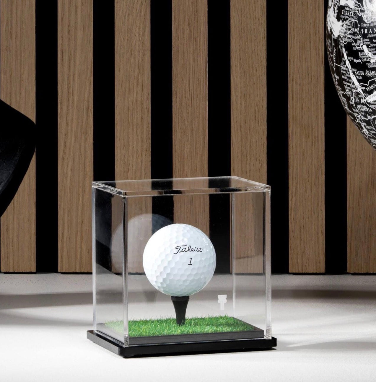 Cutie de prezentare premium pentru minge de golf – Hole in One și cadou pentru jucătorul de golf