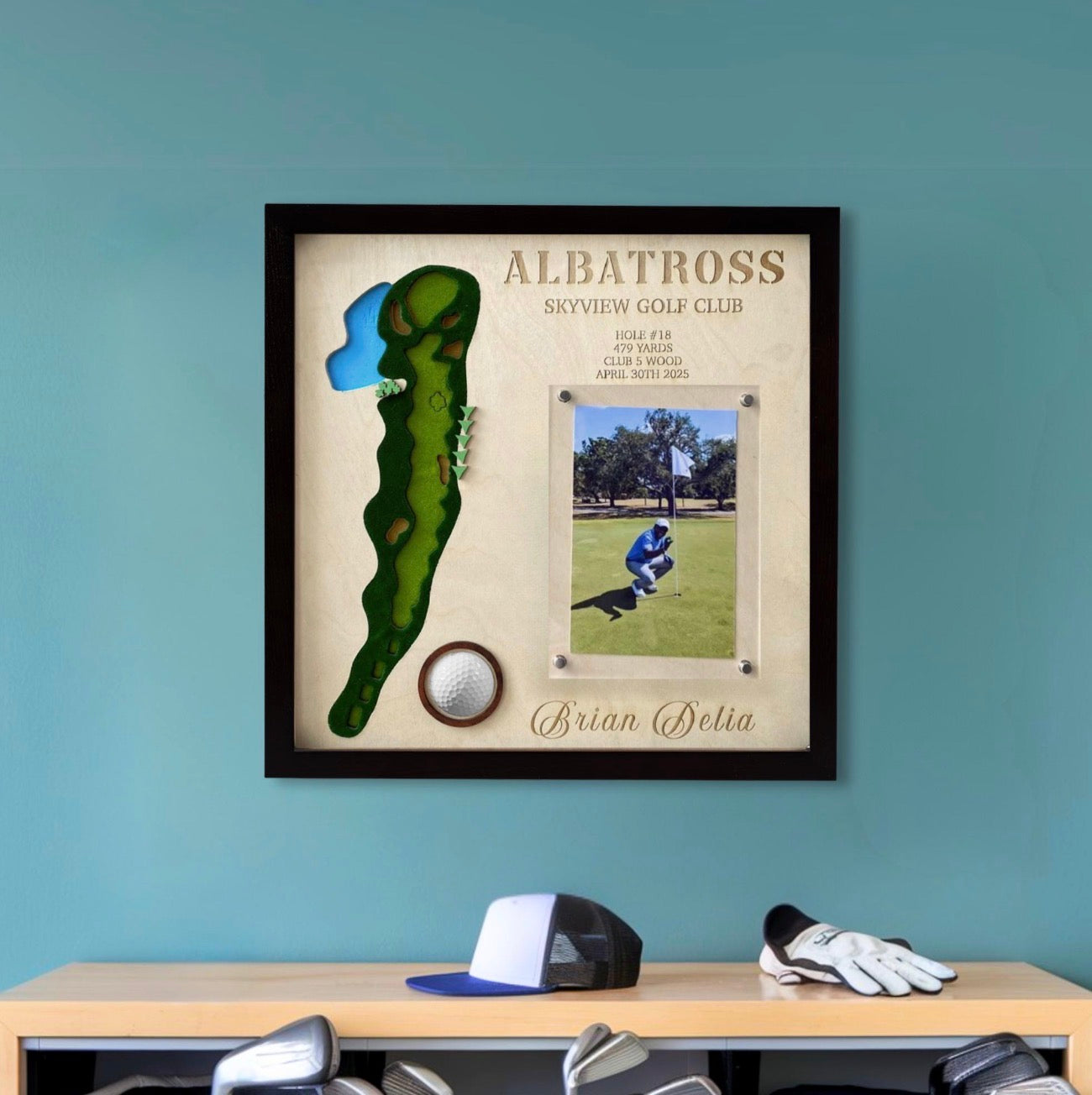 Ramă personalizată Premium pentru afișarea mingii de golf – Cadou pentru Hole in One & Eagle